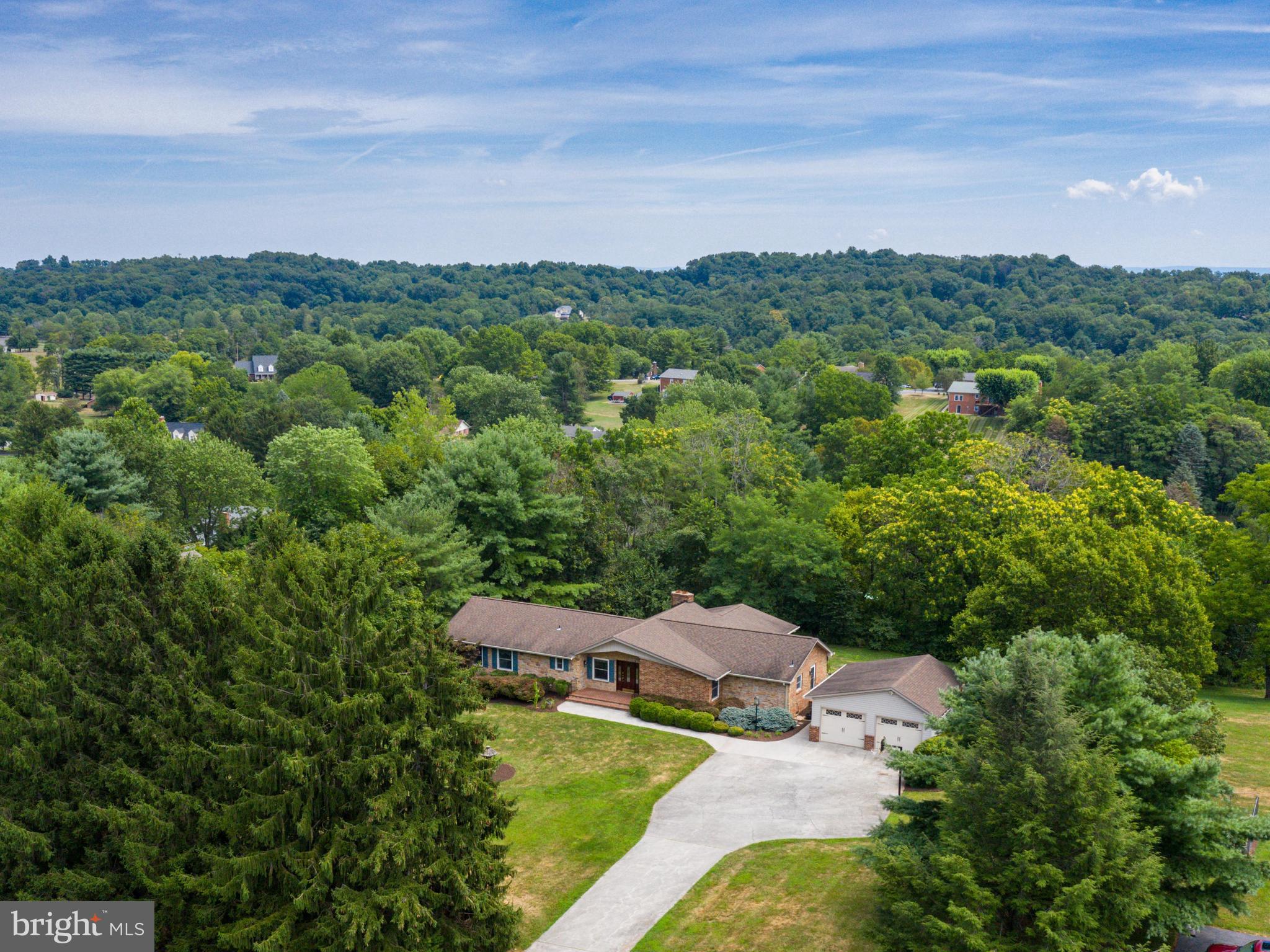 144 Stonebrook Road Winchester, VA 22602 - Photo 15 of 59 Gallery Image 15