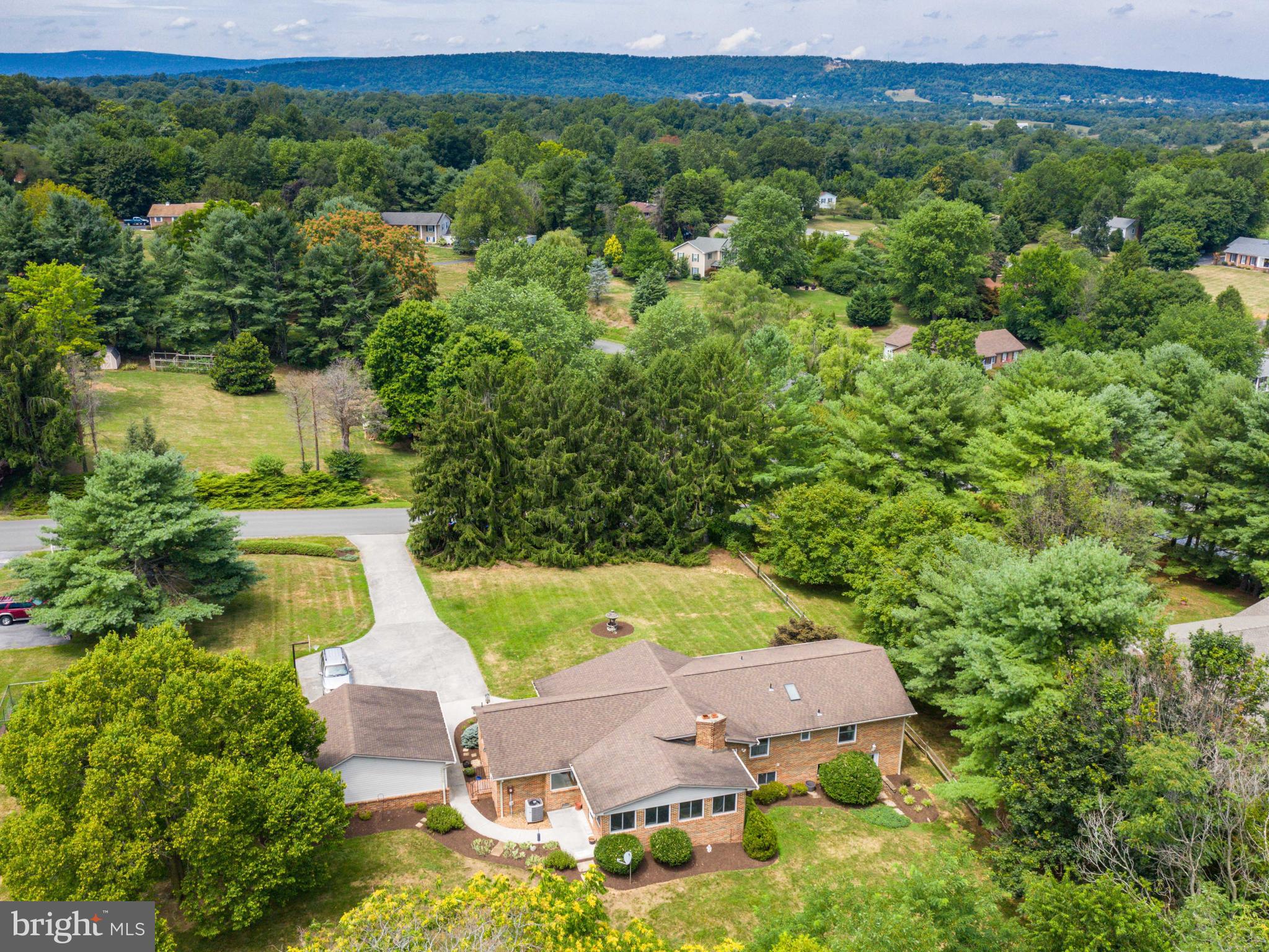 144 Stonebrook Road Winchester, VA 22602 - Photo 18 of 59 Gallery Image 18