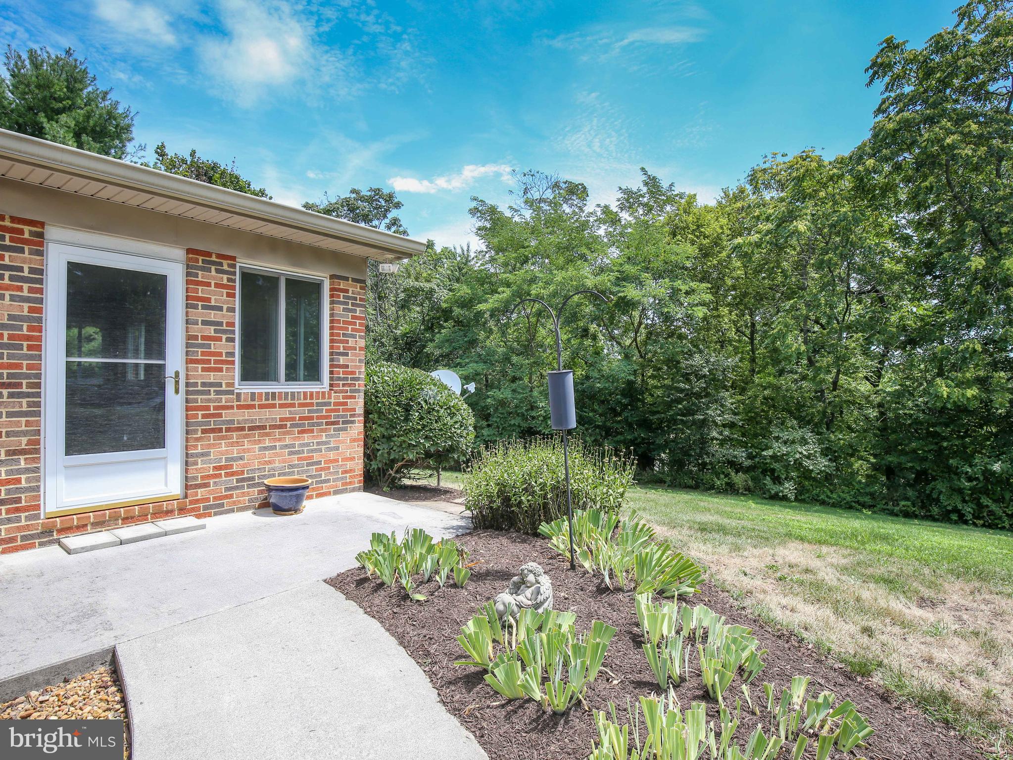 144 Stonebrook Road Winchester, VA 22602 - Photo 5 of 59 Gallery Image 5
