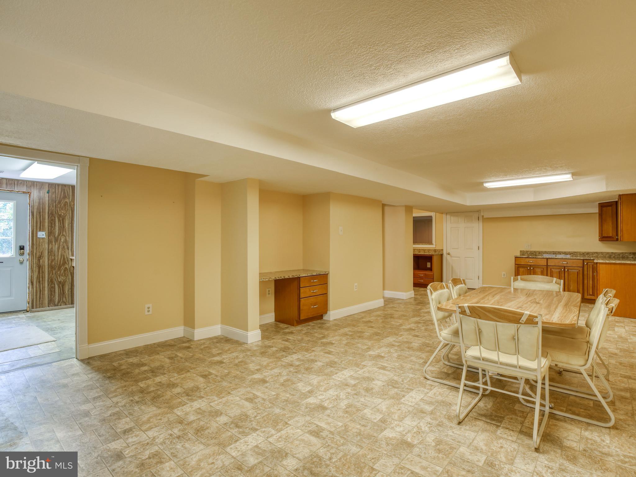 144 Stonebrook Road Winchester, VA 22602 - Photo 52 of 59 Gallery Image 52