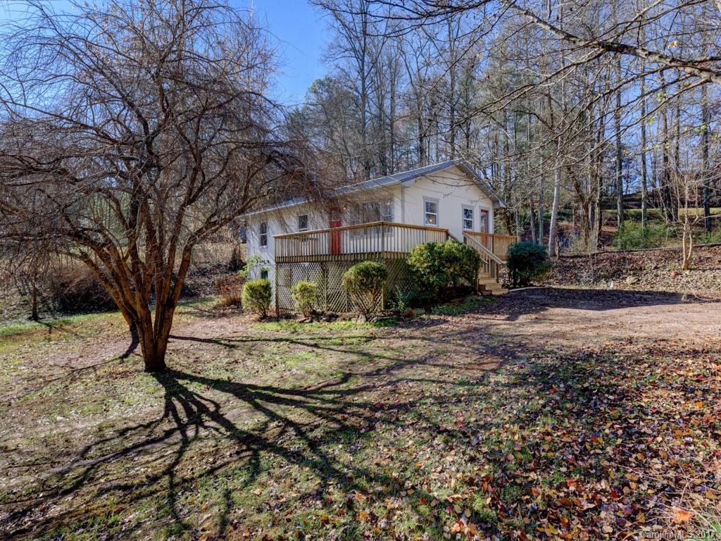 496 Airport Road Franklin, NC 28734 - Photo 2 of 23 Gallery Image 2