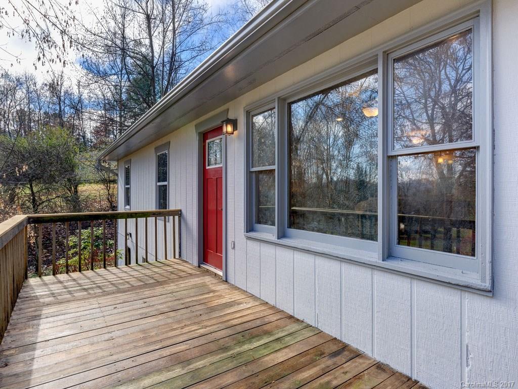 496 Airport Road Franklin, NC 28734 - Photo 5 of 23 Gallery Image 5