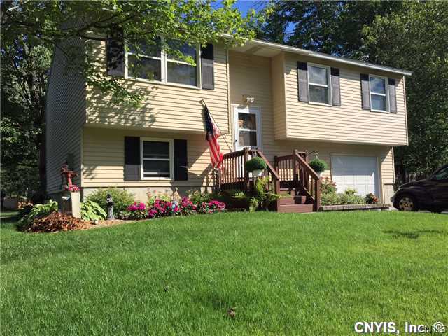 79 Ripplebrook Lane Manlius, NY 13116 - Photo 1 of 1 Exterior Front