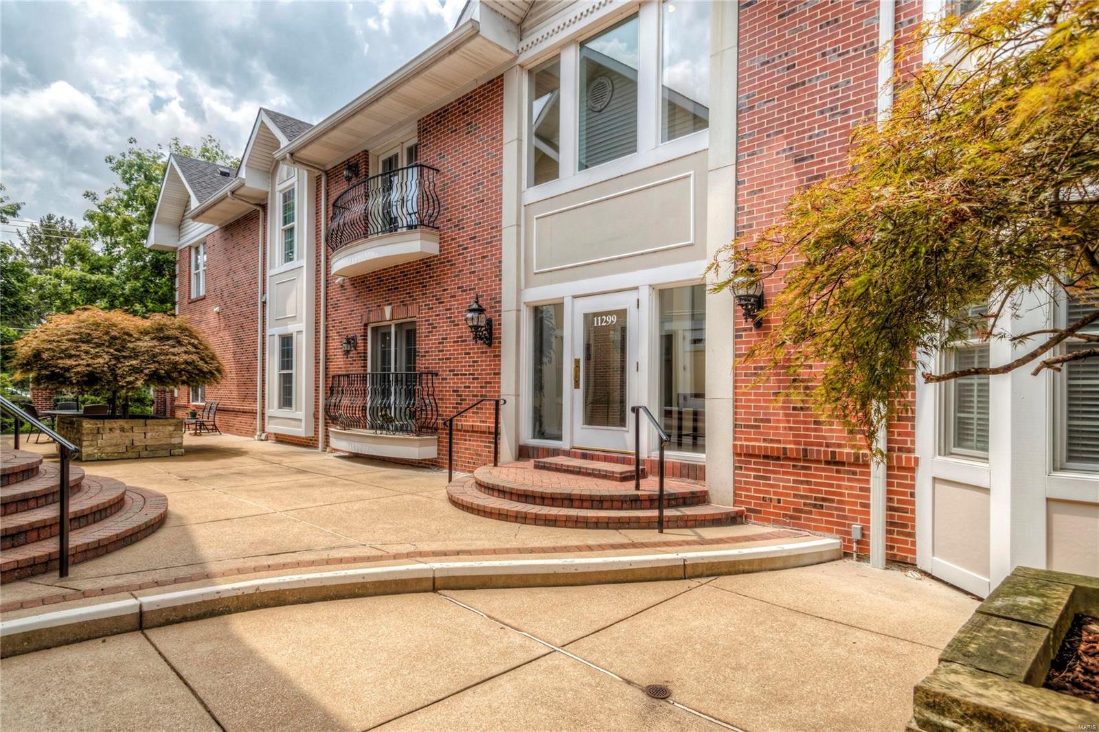 11299 Manchester Road, Unit 1 St. Louis, MO 63122 - Photo 1 of 32 Gallery Image 1