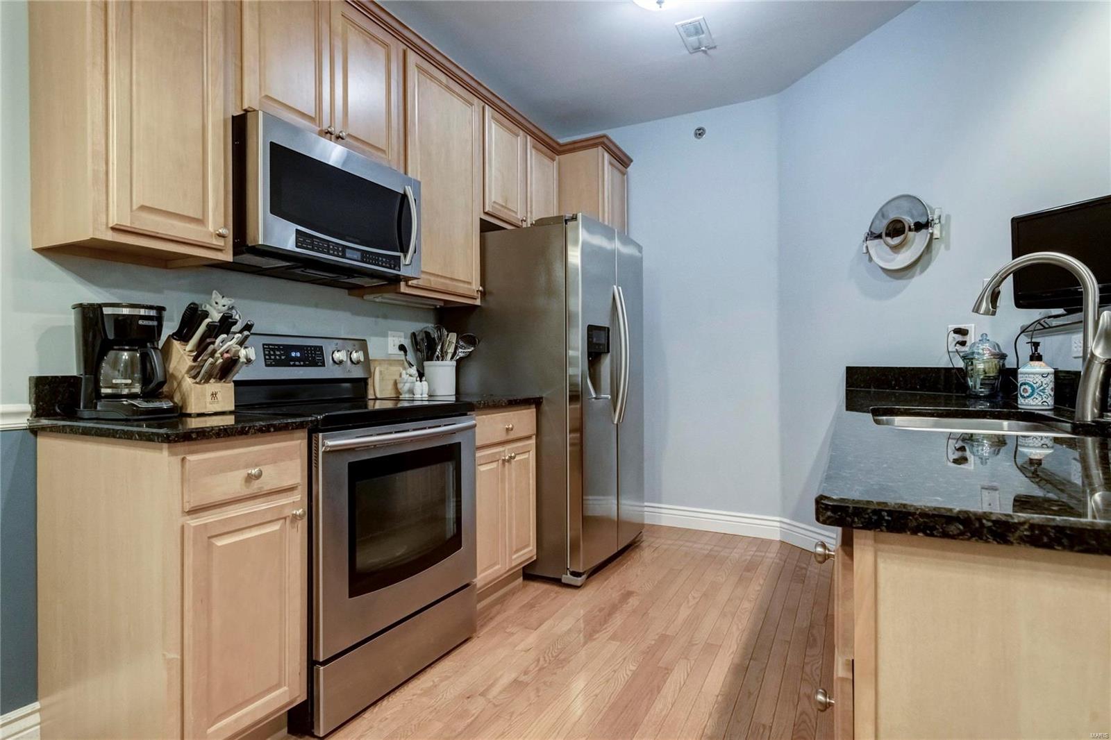 11299 Manchester Road, Unit 1 St. Louis, MO 63122 - Photo 13 of 32 Gallery Image 13