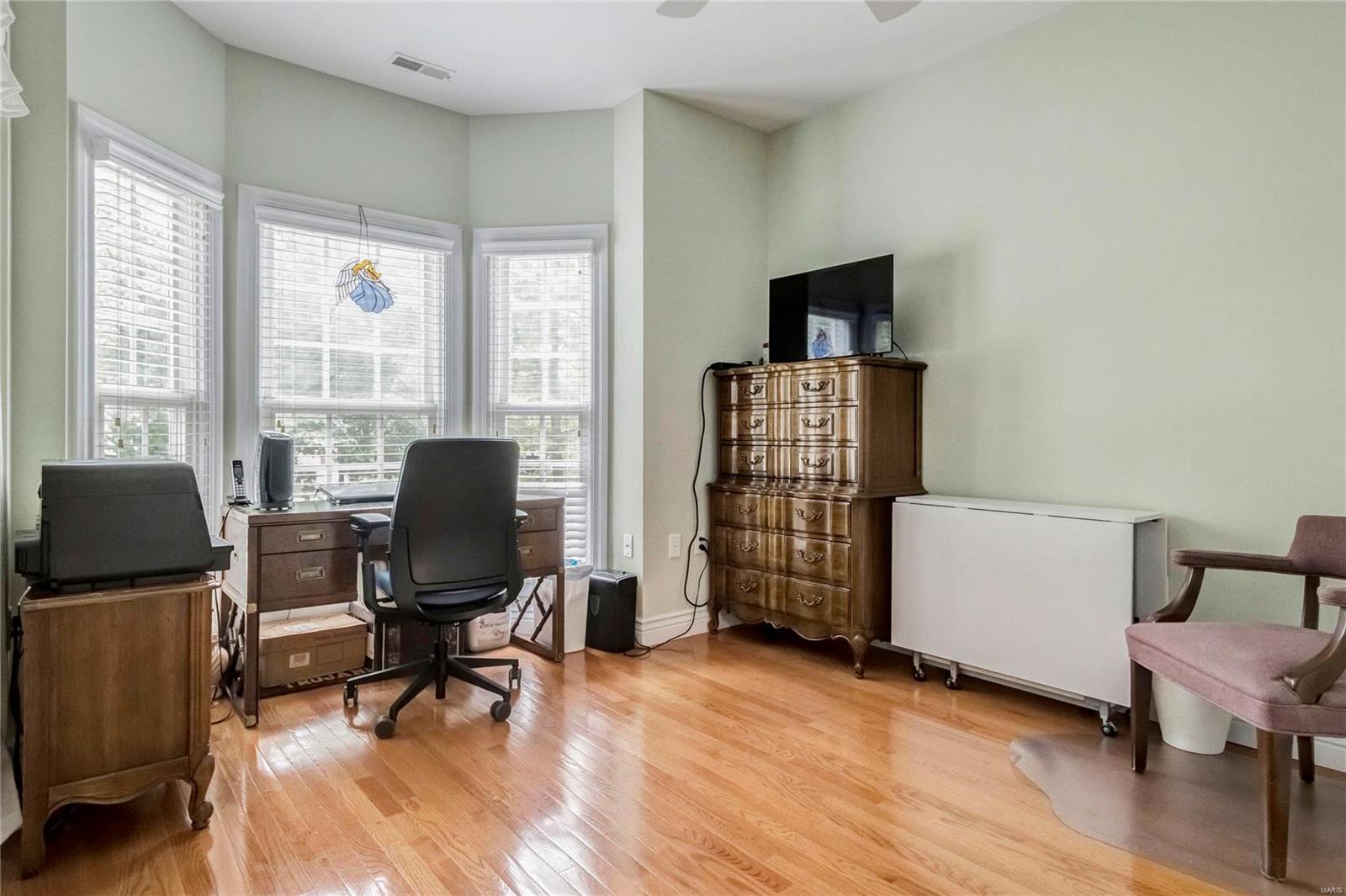 11299 Manchester Road, Unit 1 St. Louis, MO 63122 - Photo 26 of 32 Gallery Image 26