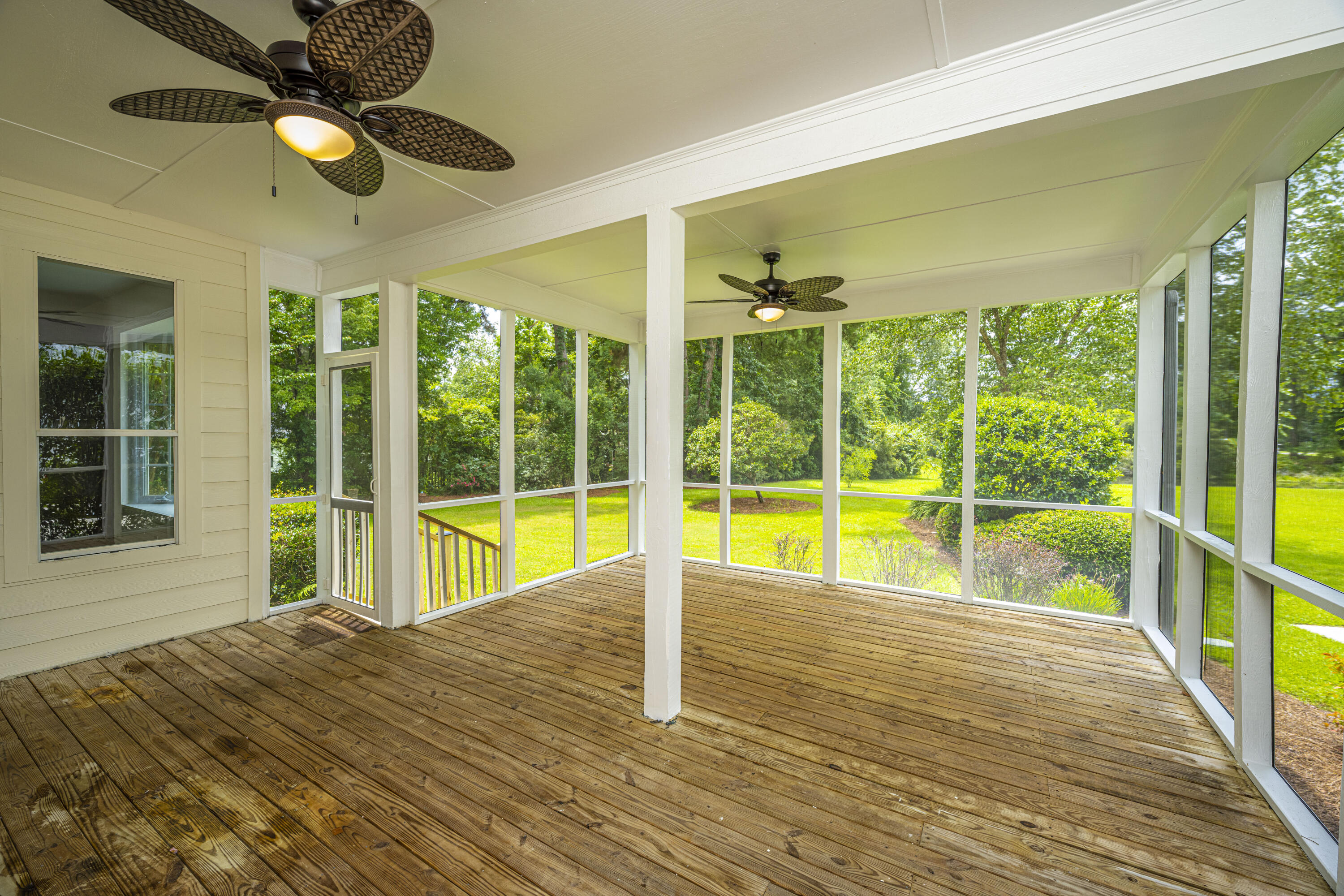 134 Old Course Road Summerville, SC 29485 - Photo 3 of 42 Screened Porch