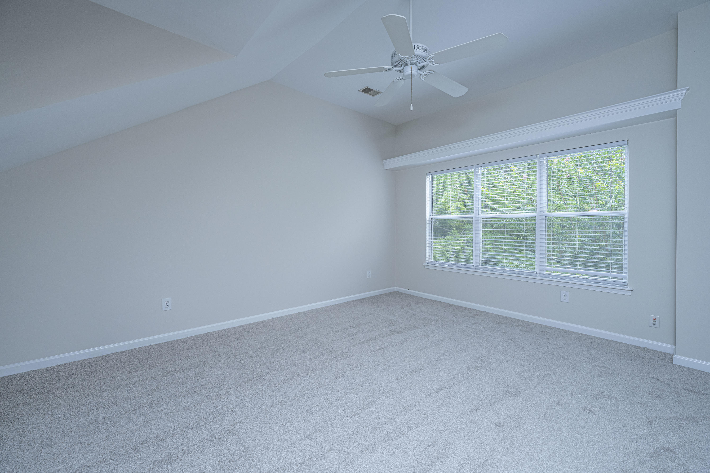 134 Old Course Road Summerville, SC 29485 - Photo 36 of 42 Bedroom 4