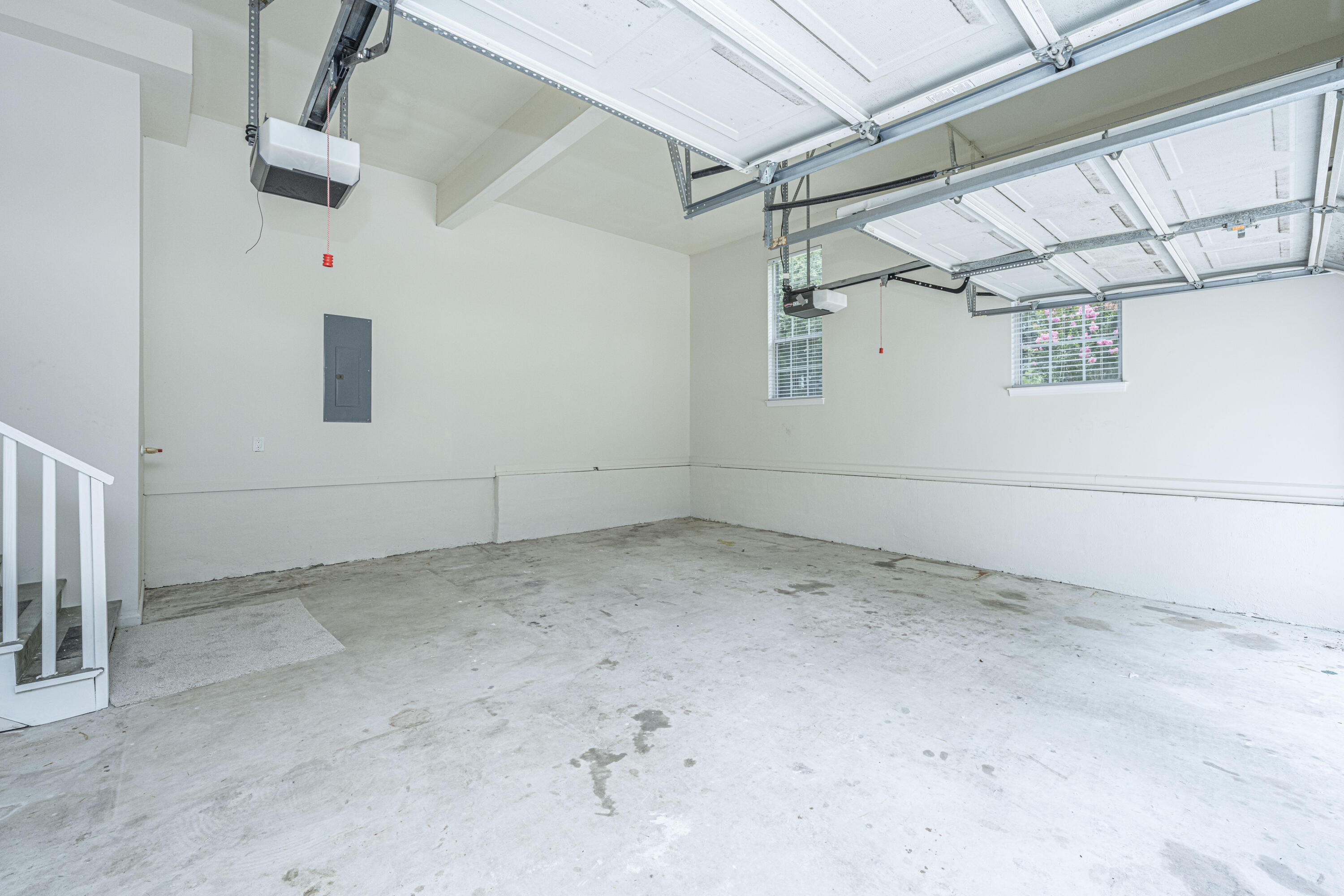 134 Old Course Road Summerville, SC 29485 - Photo 39 of 42 Garage 2 Car