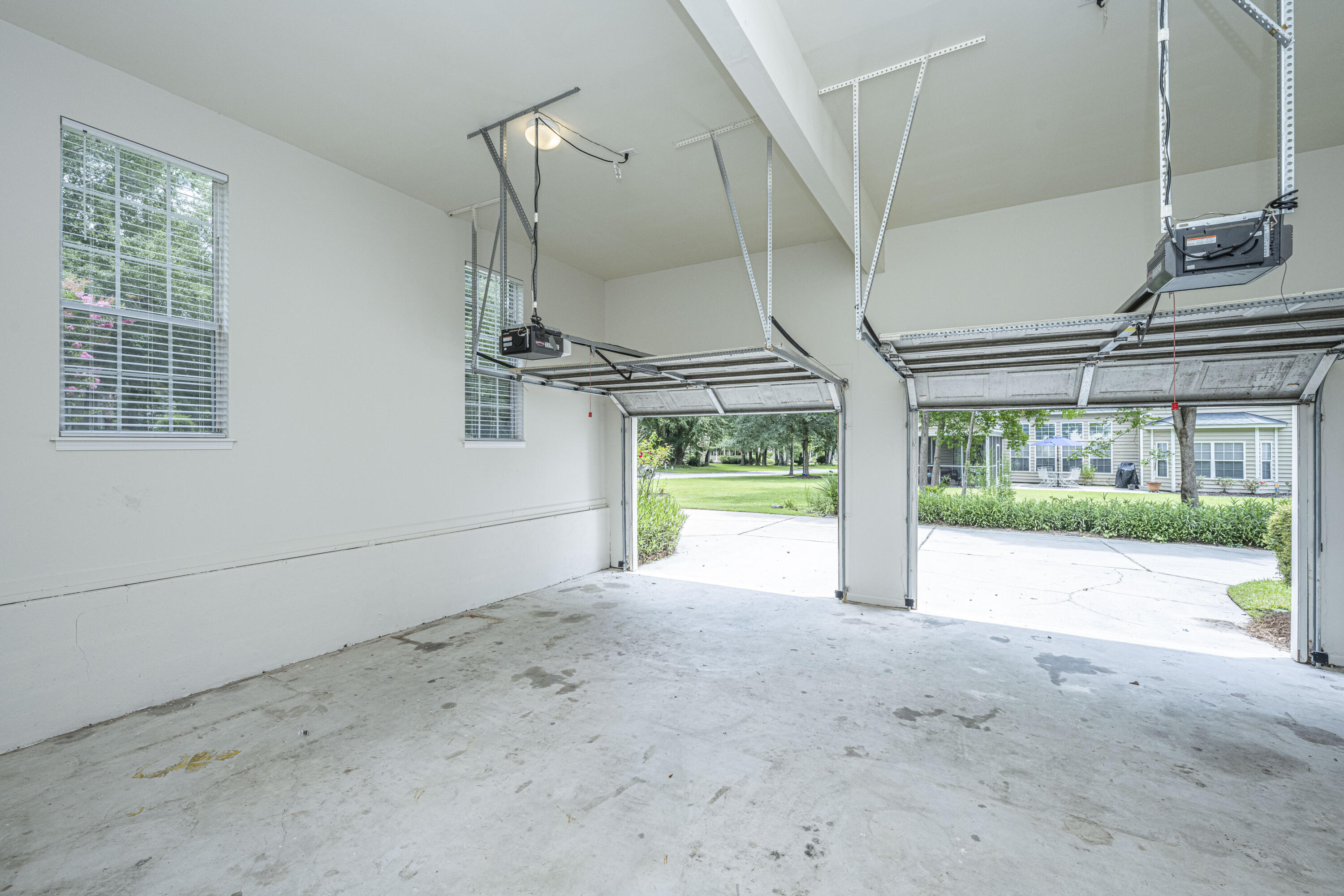 134 Old Course Road Summerville, SC 29485 - Photo 40 of 42 Garage 2 Car