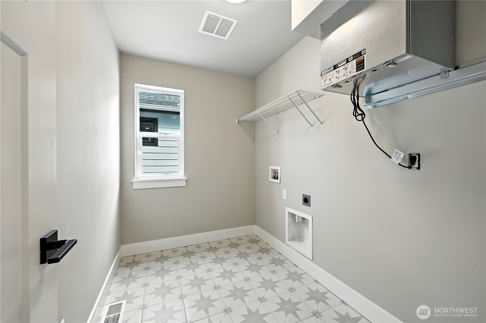 19220 Meridian Drive Southeast, Unit CW 08 Bothell, WA 98012 - Photo 23 of 37