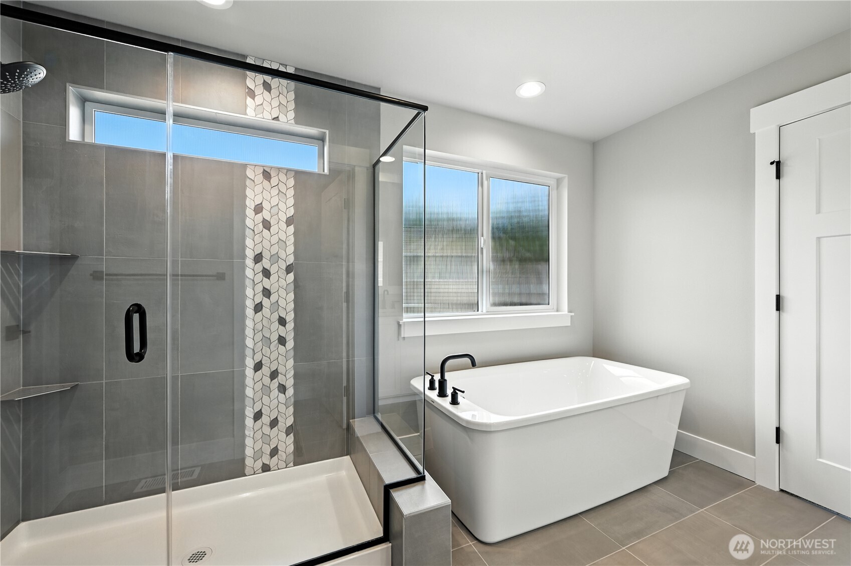 19220 Meridian Drive Southeast, Unit CW 08 Bothell, WA 98012 - Photo 29 of 37