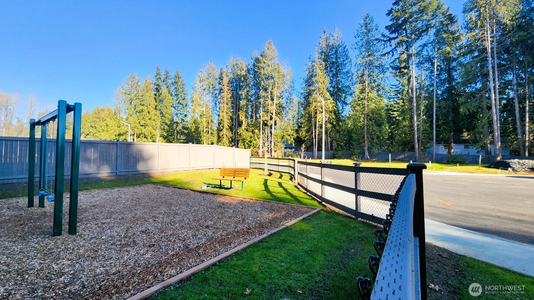 19220 Meridian Drive Southeast, Unit CW 08 Bothell, WA 98012 - Photo 36 of 37