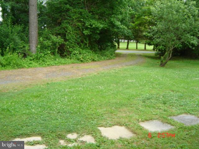 1811 Perseus Road Cambridge, MD 21613 - Photo 4 of 52 Driveway