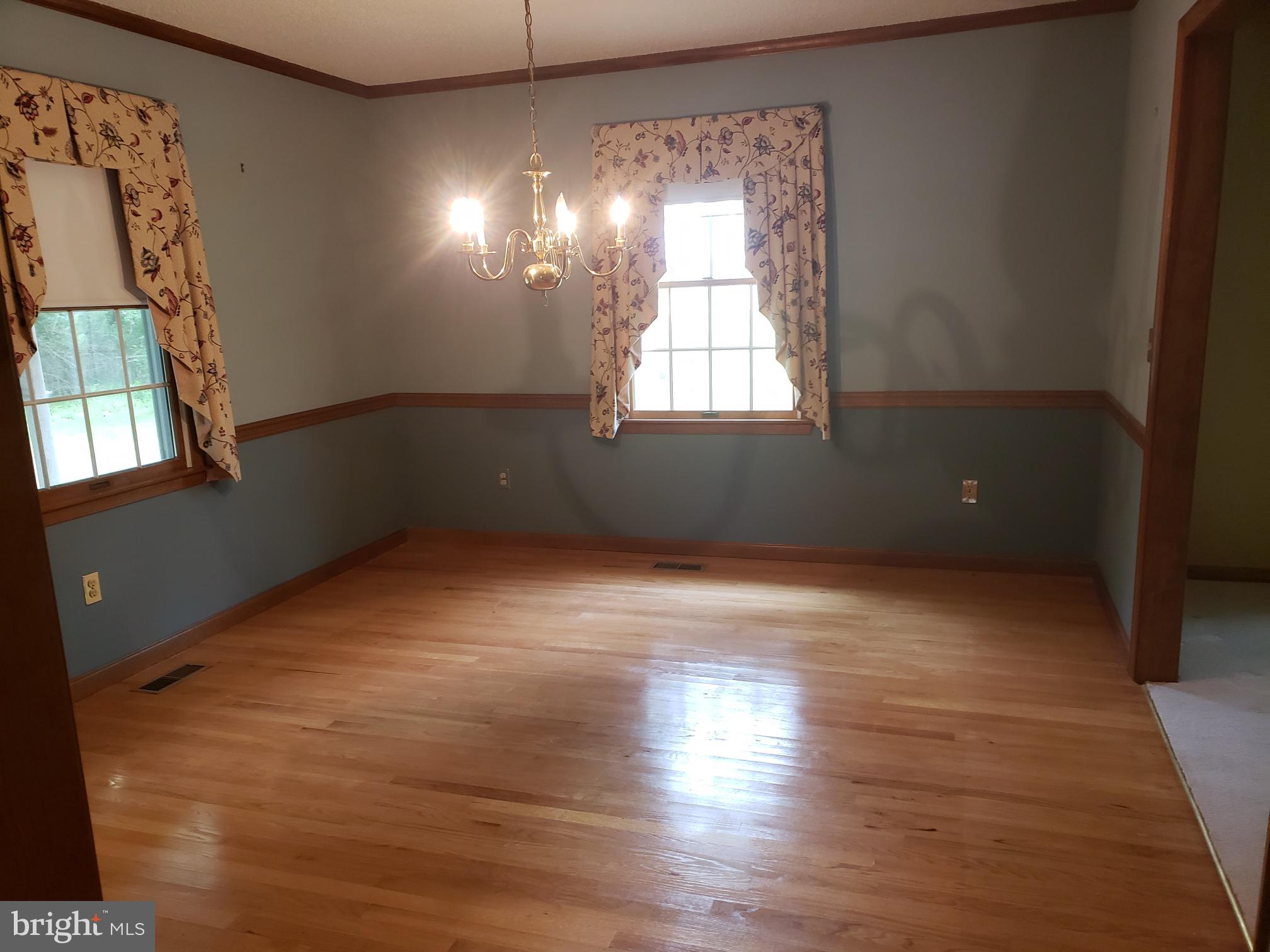 1811 Perseus Road Cambridge, MD 21613 - Photo 34 of 52 Dining room