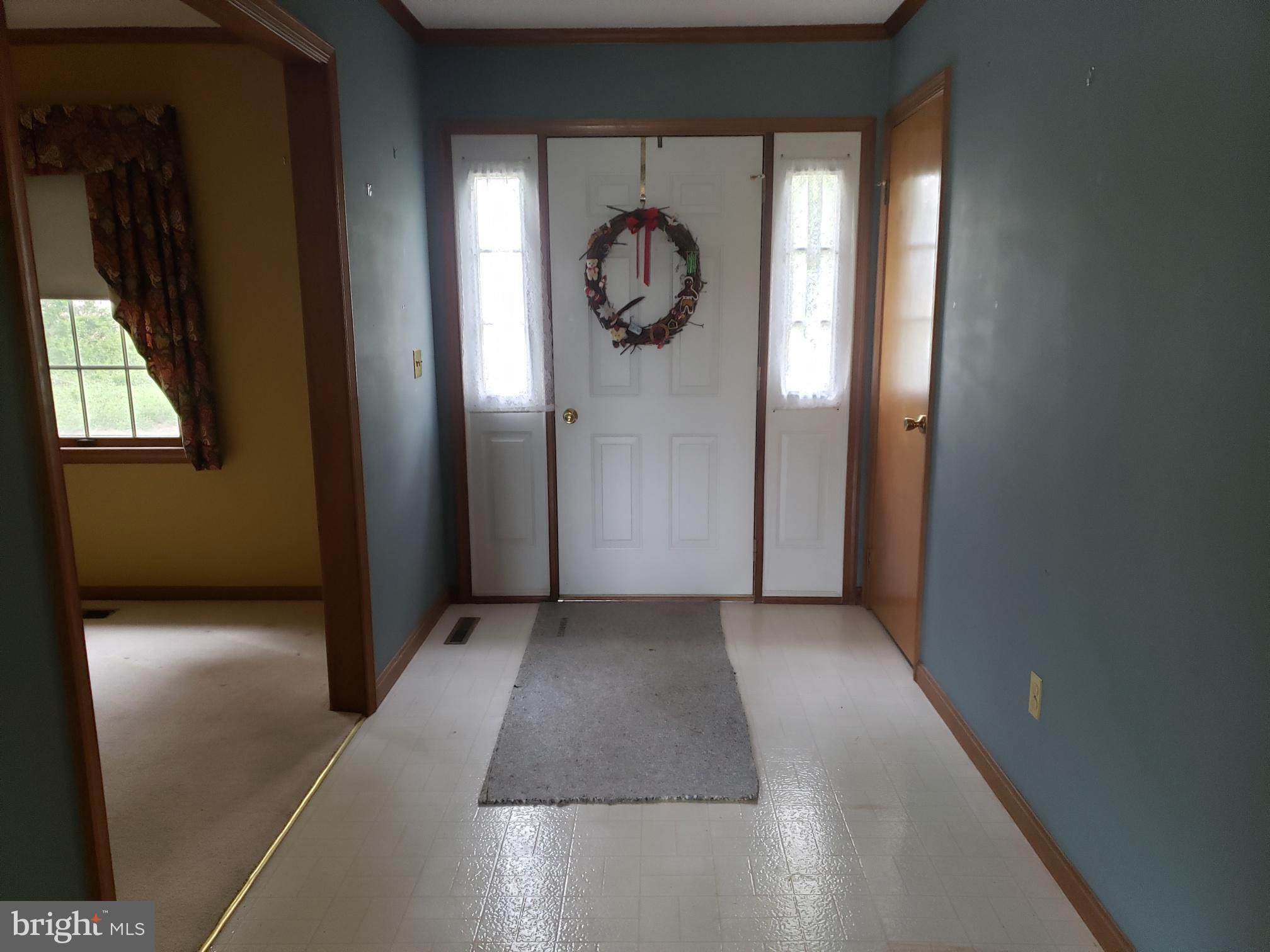 1811 Perseus Road Cambridge, MD 21613 - Photo 44 of 52 Foyer