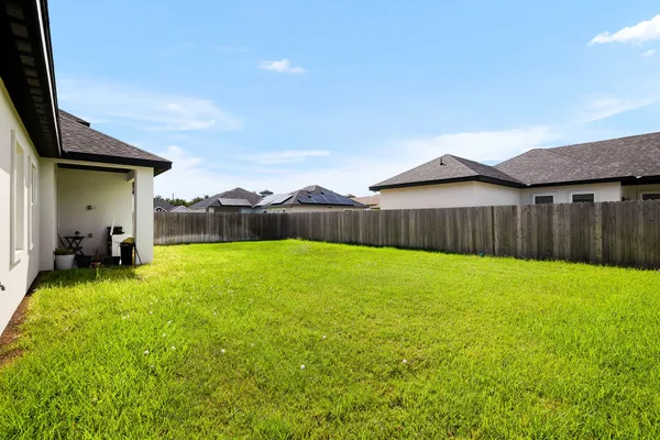 $2,400 | 5509 Columbia Avenue, McAllen, TX 78573