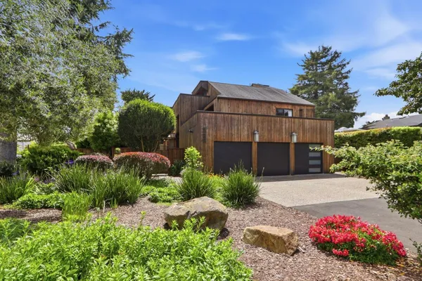 $2,950,000 | 328 Cliff Drive, Aptos, CA 95003