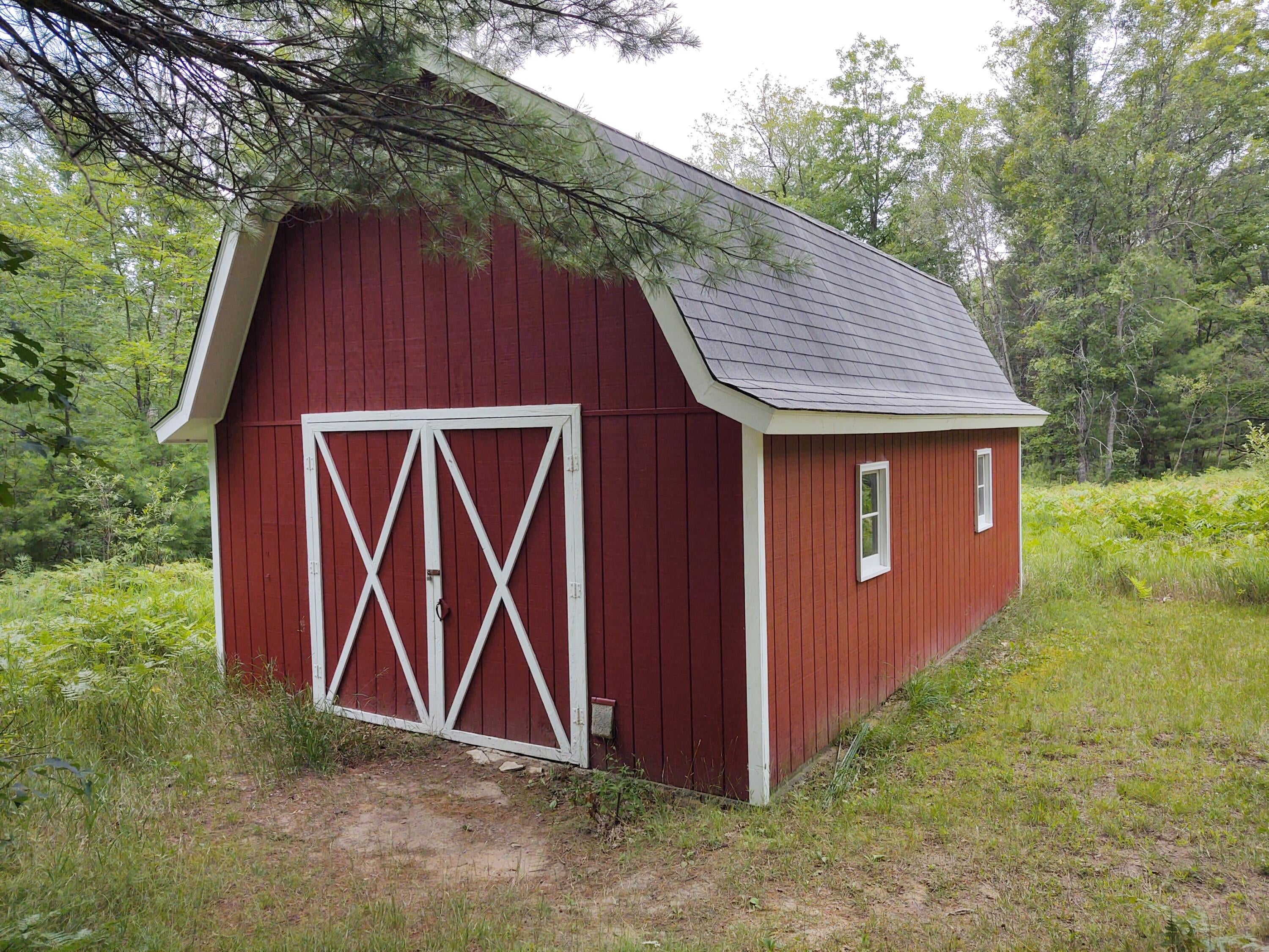 9781 North Wheeler Road Roscommon, MI 48653 - Photo 16 of 42 Gallery Image 16