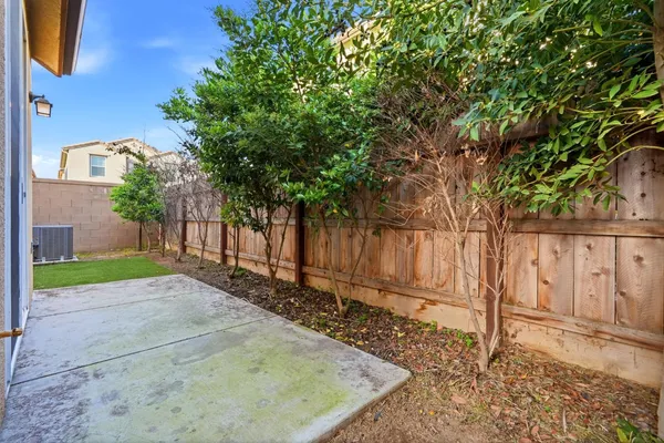 $405,000 | 1515 Zenith, Clovis, CA 93619