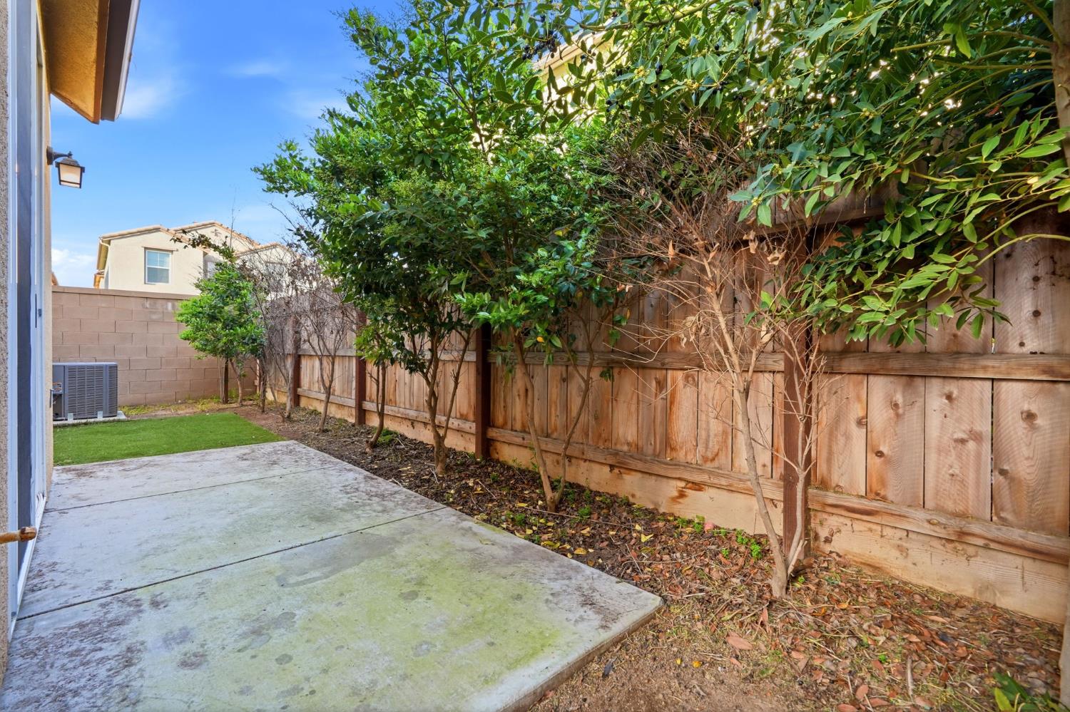 1515 Zenith Clovis, CA 93619 - Photo 39 of 41 a view of a backyard
