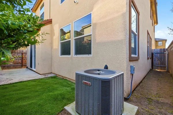 $405,000 | 1515 Zenith, Clovis, CA 93619