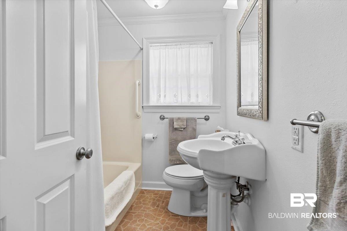 14903 County Road 13 Fairhope, AL 36532 - Photo 20 of 44 South Side Third Bathroom