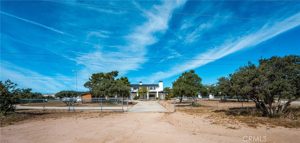 7788 Columbine Road Oak Hills, CA 92344 - Photo 2 of 72
