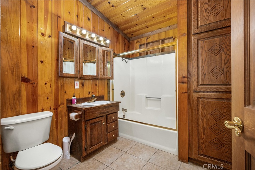 7788 Columbine Road Oak Hills, CA 92344 - Photo 34 of 72