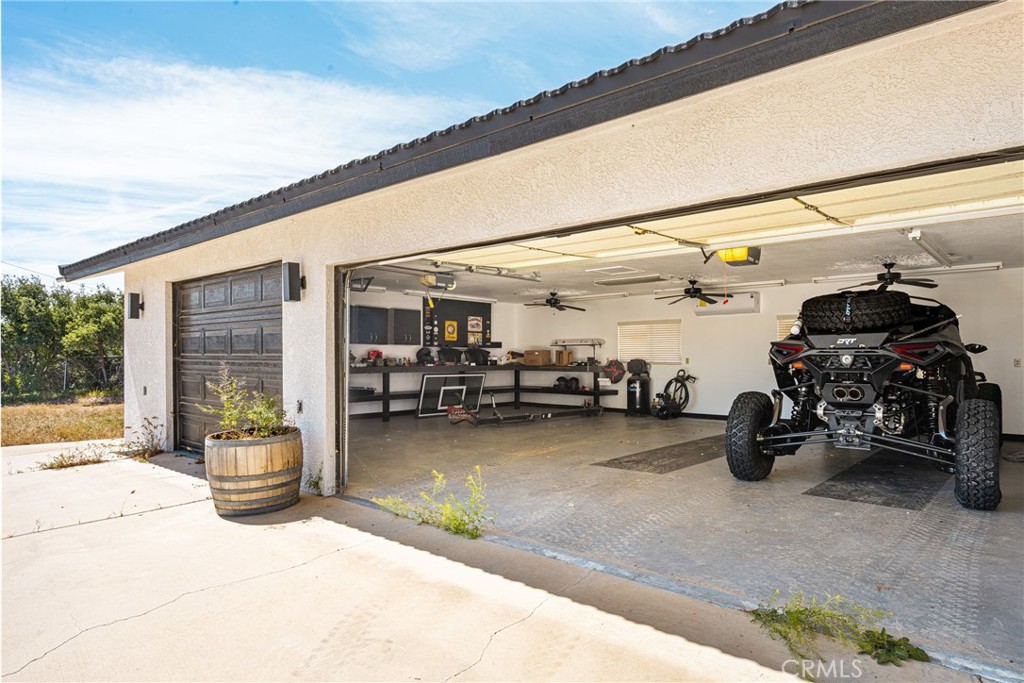 7788 Columbine Road Oak Hills, CA 92344 - Photo 39 of 72