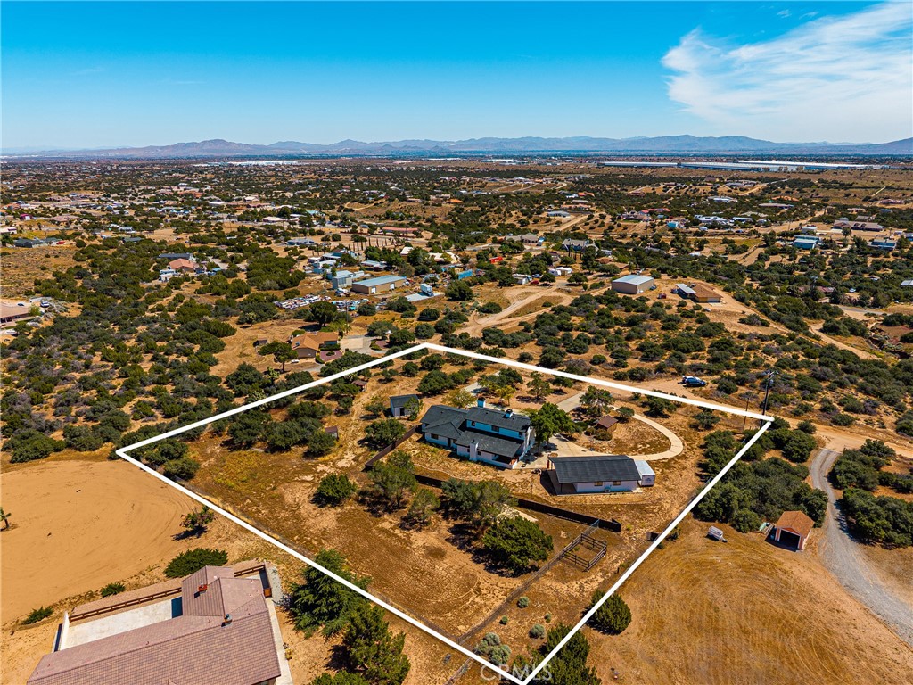 7788 Columbine Road Oak Hills, CA 92344 - Photo 61 of 72