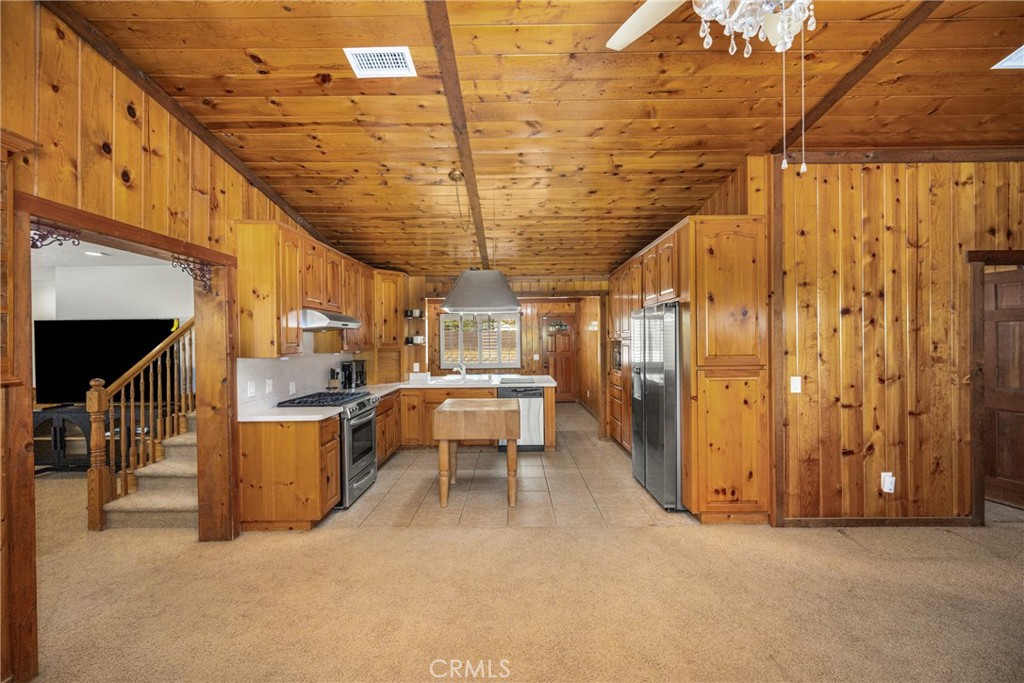 7788 Columbine Road Oak Hills, CA 92344 - Photo 9 of 72