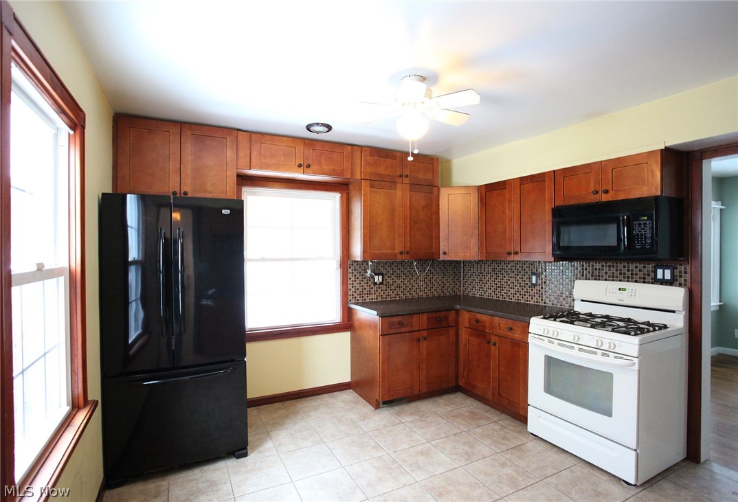 5943 Broadview Road Parma, OH 44134 - Photo 7 of 28