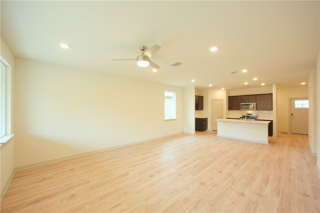 10625 Gonzales Ranger Pass Austin, TX 78754 - Photo 4 of 26