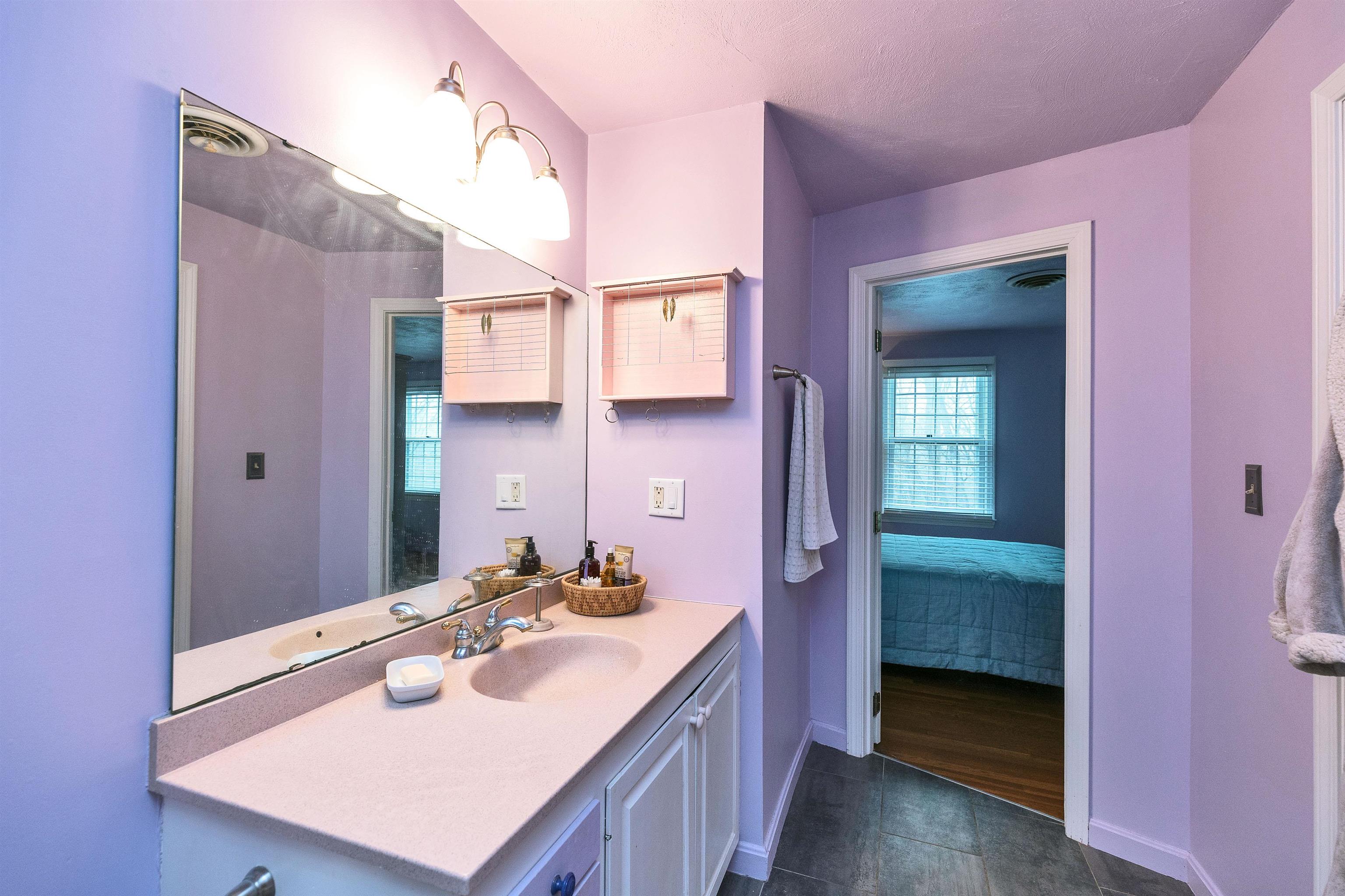 7 Governor Square Peterborough, NH 03458 - Photo 26 of 46