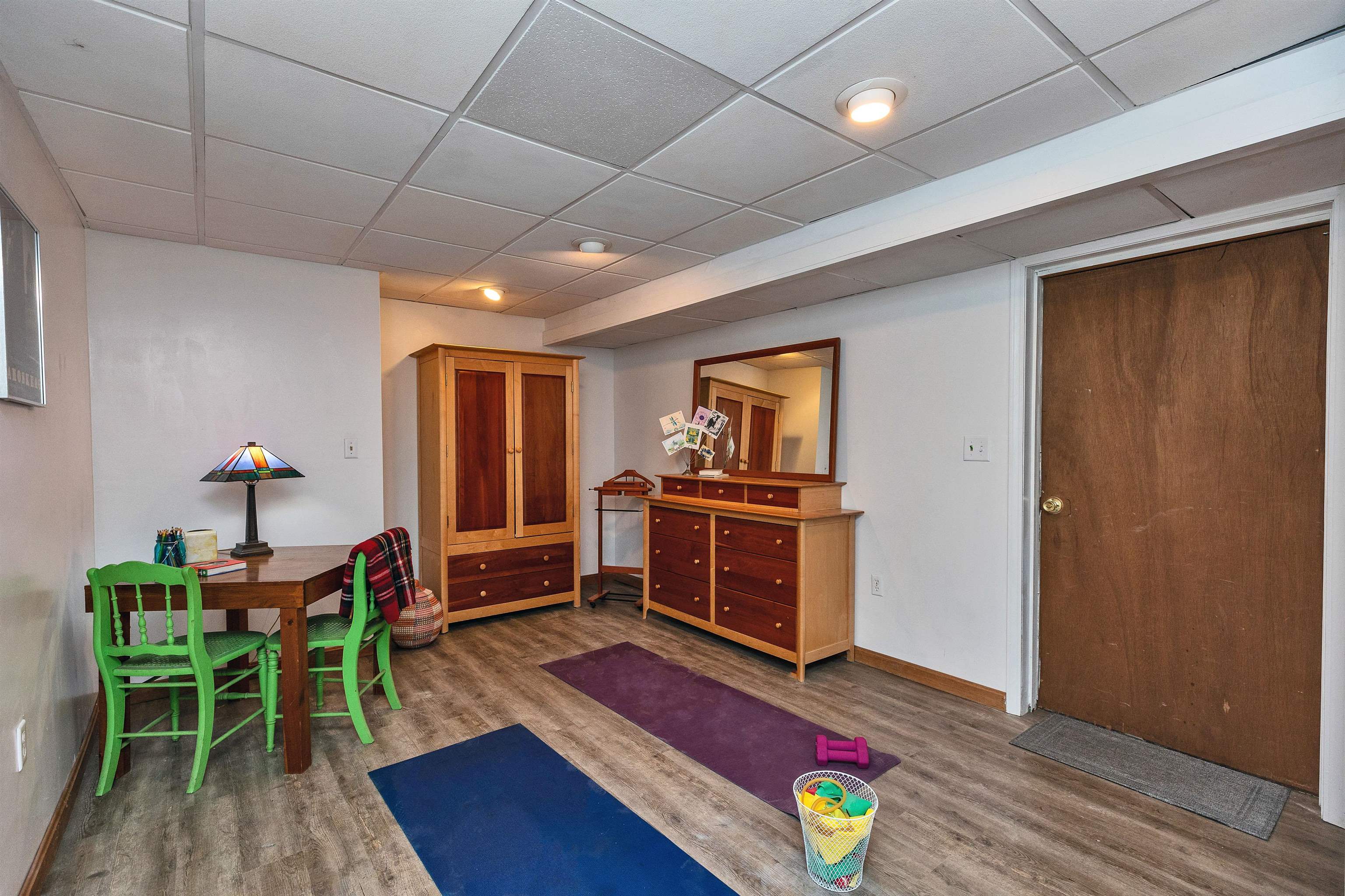 7 Governor Square Peterborough, NH 03458 - Photo 32 of 46