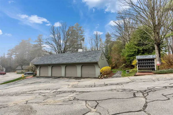 $375,000 | 7 Governor Square, Peterborough, NH 03458