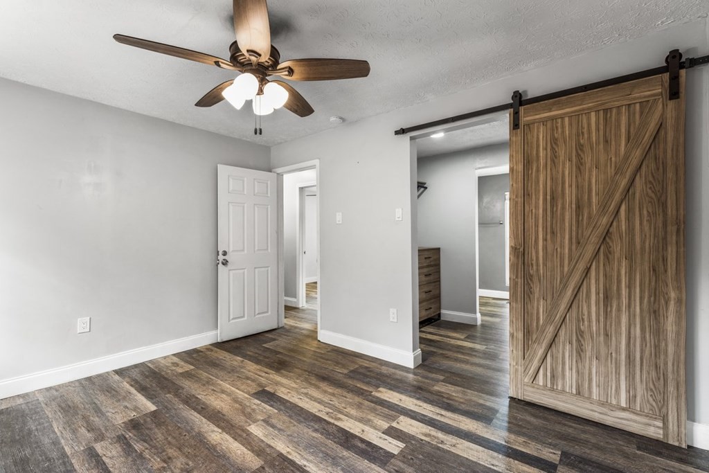 915 Cedar Springs Valley Road Sevierville, TN 37876 - Photo 17 of 39 Gallery Image 17