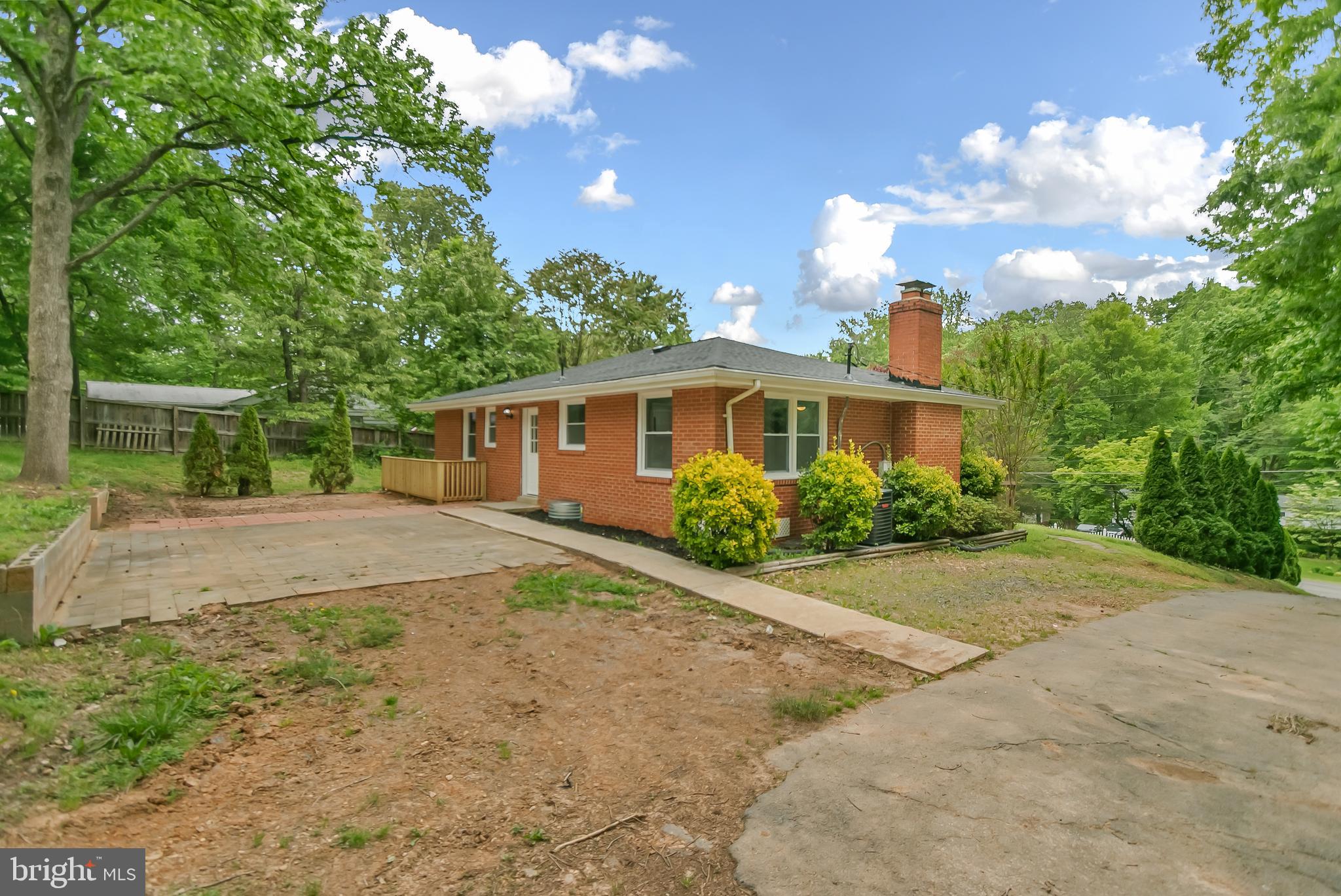 7209 Calamo Street Springfield, VA 22150 - Photo 28 of 33 Gallery Image 28