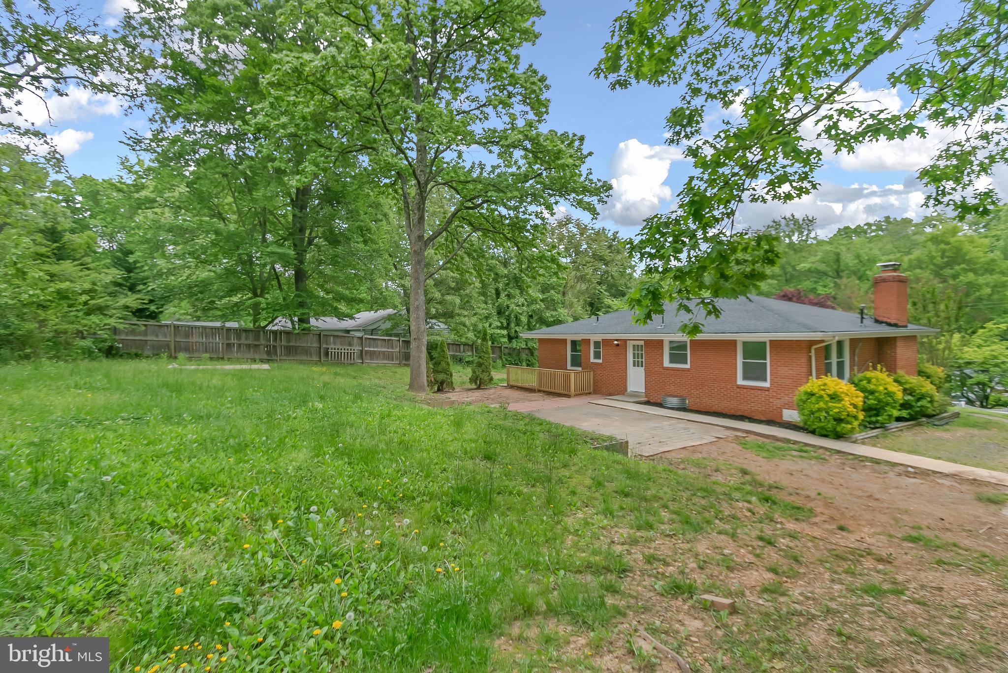 7209 Calamo Street Springfield, VA 22150 - Photo 29 of 33 Gallery Image 29