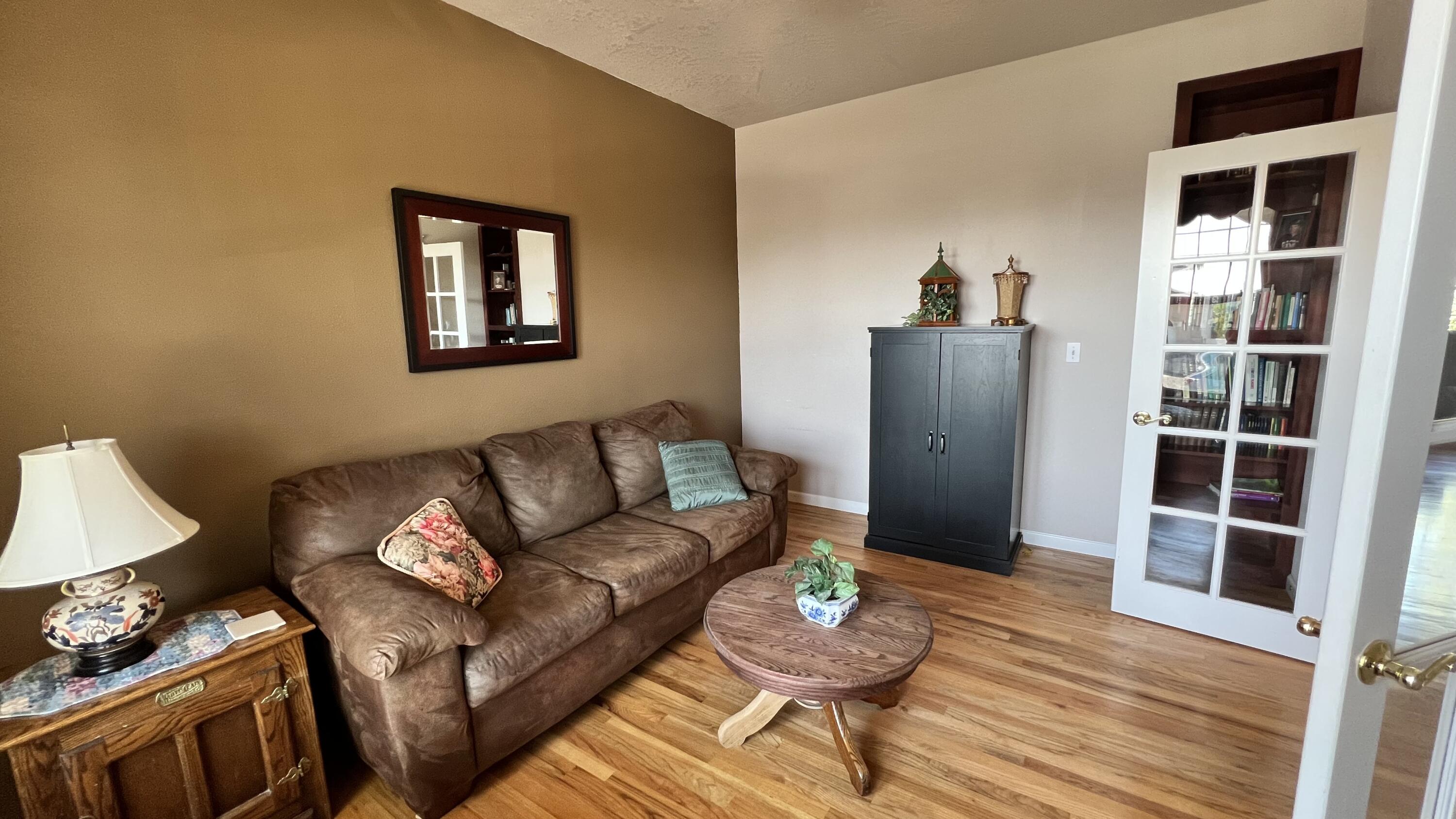 866 Ridgeview Drive Eagle Point, OR 97524 - Photo 5 of 51 RIDGEVIEW (3)