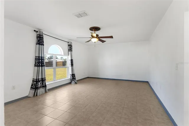 $2,300 | 125 Vista View Avenue, Eagle Lake, FL 33839