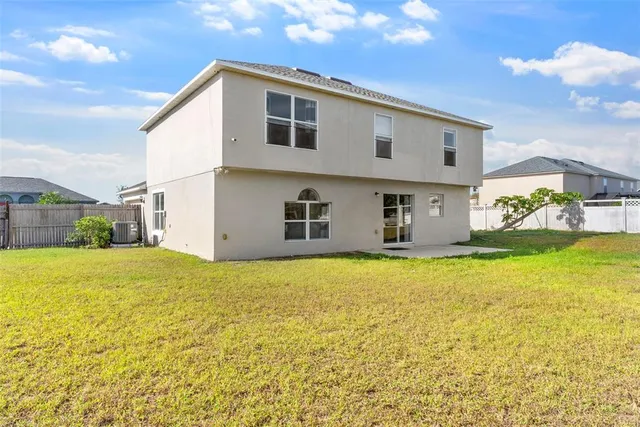 $2,300 | 125 Vista View Avenue, Eagle Lake, FL 33839