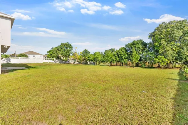 $2,300 | 125 Vista View Avenue, Eagle Lake, FL 33839