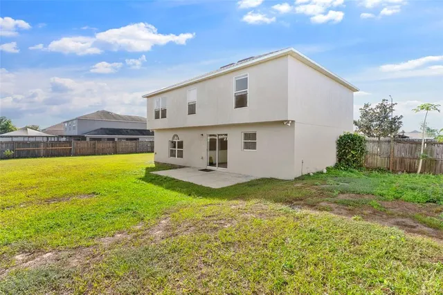 $2,300 | 125 Vista View Avenue, Eagle Lake, FL 33839