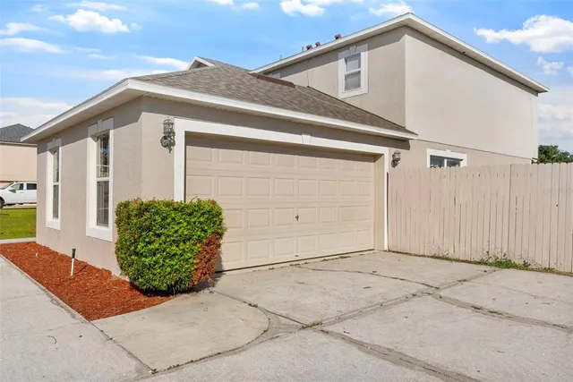 $2,300 | 125 Vista View Avenue, Eagle Lake, FL 33839