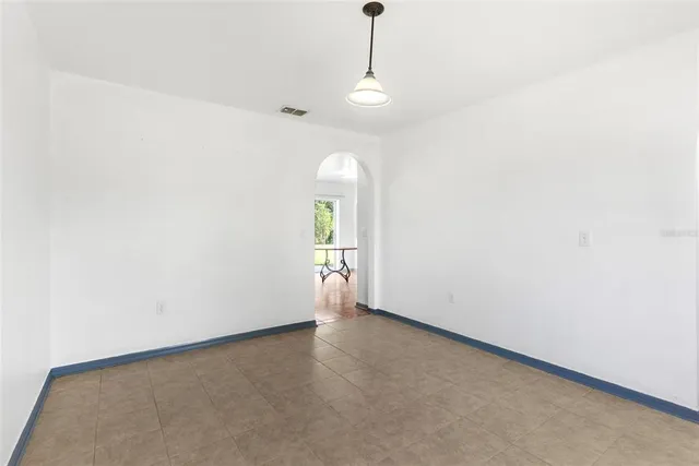 $2,300 | 125 Vista View Avenue, Eagle Lake, FL 33839