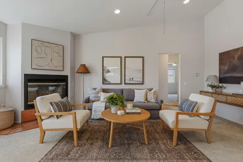 $1,495,000 | 4655 El Carro Lane, Carpinteria, CA 93013