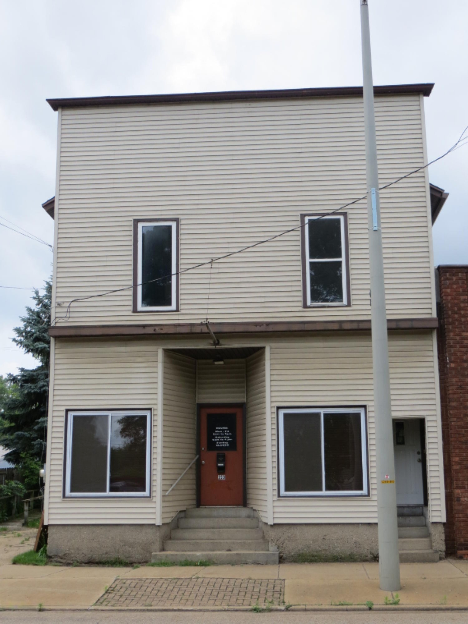 233 South Main Street Three Rivers, MI 49093 - Photo 3 of 22 233-2