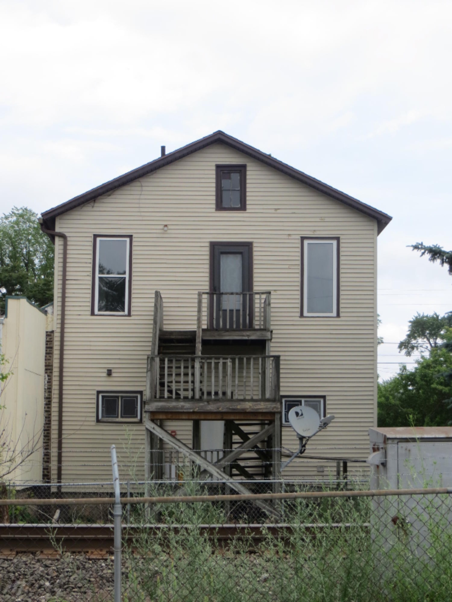 233 South Main Street Three Rivers, MI 49093 - Photo 4 of 22 233-3